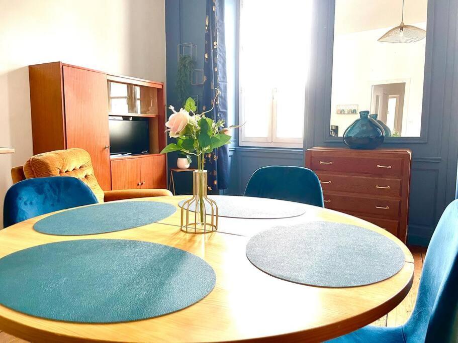 Caporizon-Le Perot-T2 Au Coeur Du Vieux Port 100M Plage 라로셸 외부 사진
